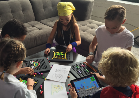 Bloxels Build Your Own Video Games: Official Kit